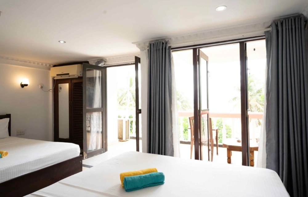 Topaz Beach Hotel Slider Pictures