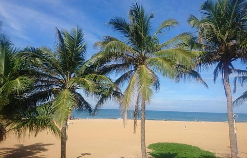 Topaz Beach Hotel Attraction Pictures